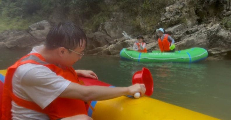 2025.8月集團年中會“響馬河漂流”