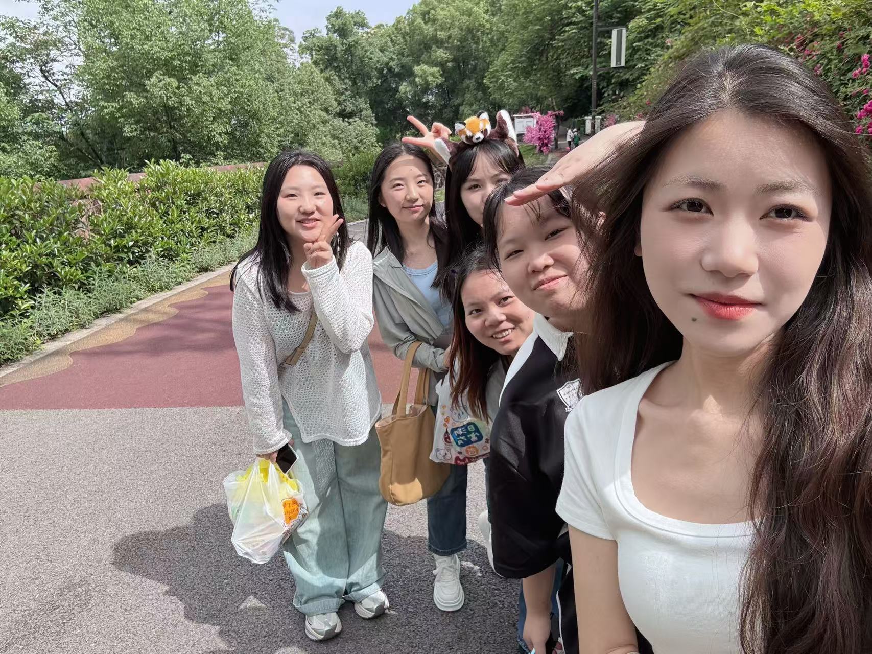 2025.5月集團(tuán)運(yùn)營(yíng)部“樂和樂都游園活動(dòng)”