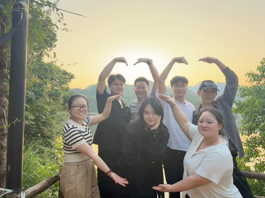 2025.8月貴二分公司“花溪避暑納涼”